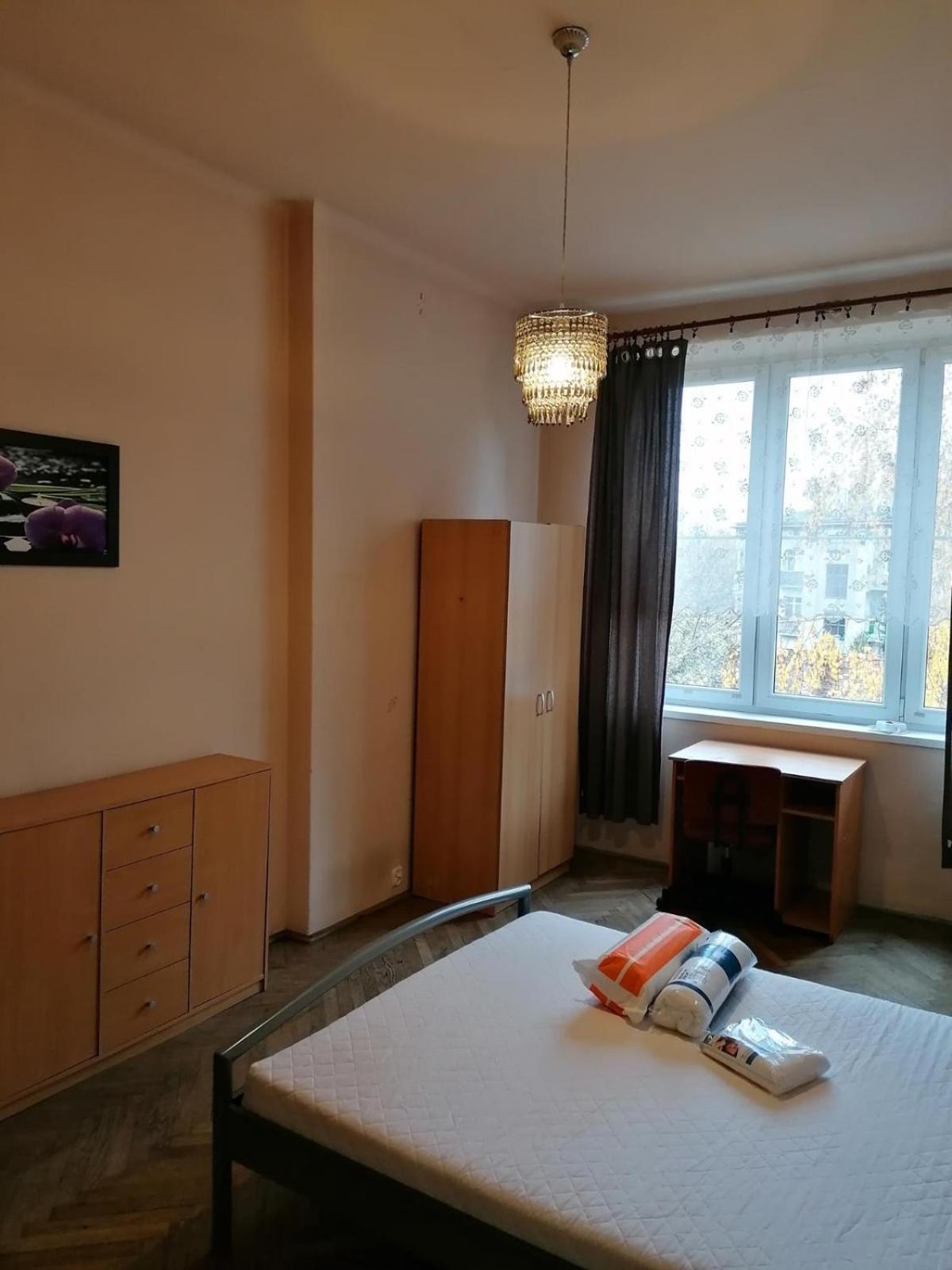 Retro Apartmentments Lobzowska Street คราคูฟ ภายนอก รูปภาพ